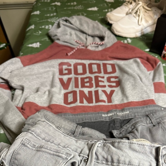 Women’s Bundle Old Navy Jeans Levi’s jeans  Adidas shoe & stylish hoodie